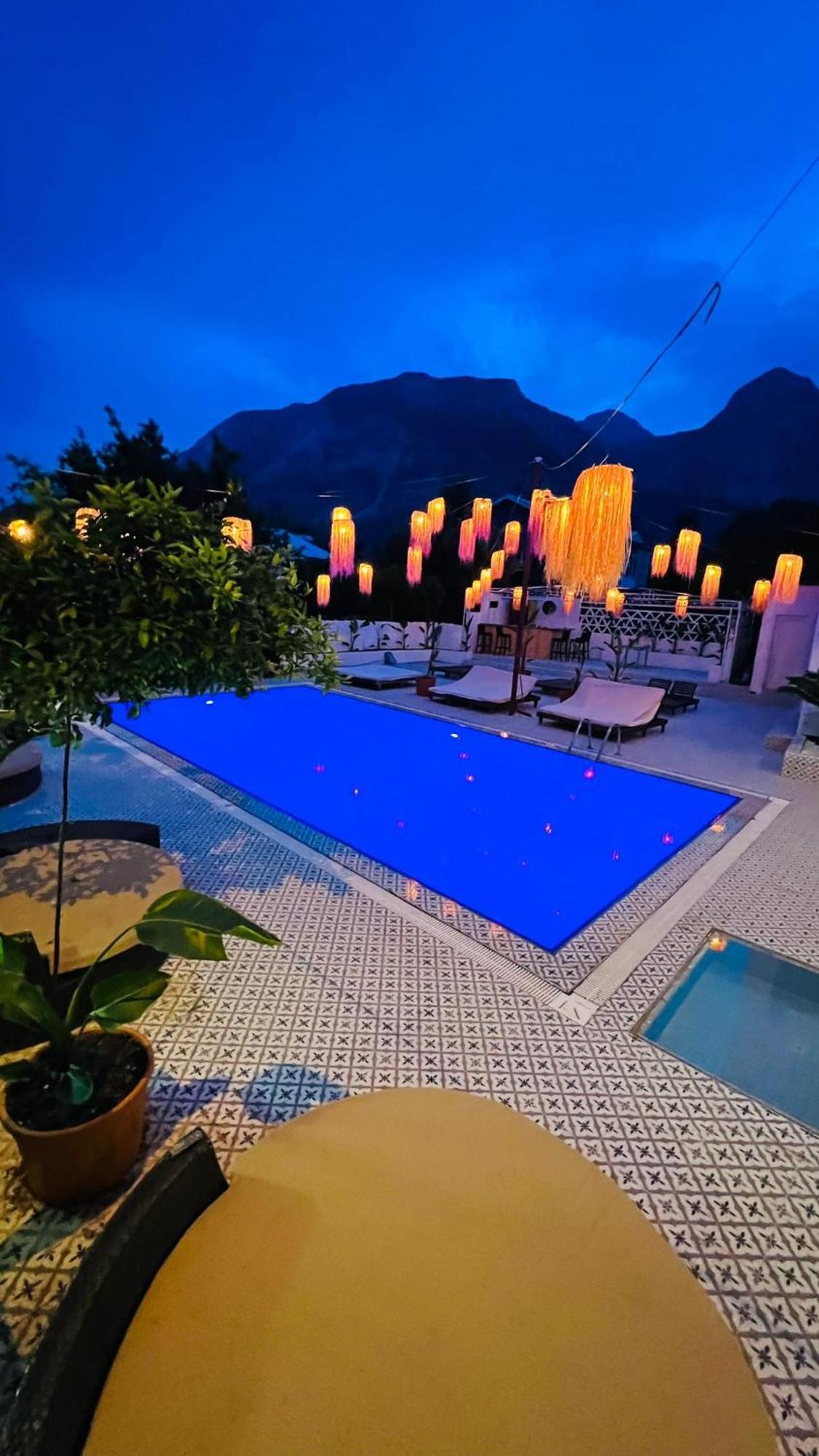 Gueler Butik Hotel Antalya Buitenkant foto